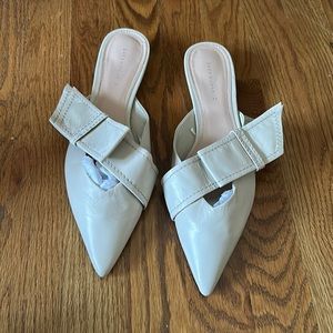 ZARA POINTED TOE BOW FLATS SZ 41 NEW